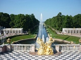 Экскурсия в Петергоф: Большой дворец, парк и фонтаны (автобусная выездная)