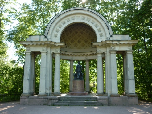 Павильон Росси – памятник Императрице Марии Федоровне