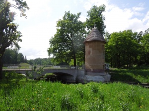 Павильон "Пиль-башня" в Павловском парке открыт после реставрации
